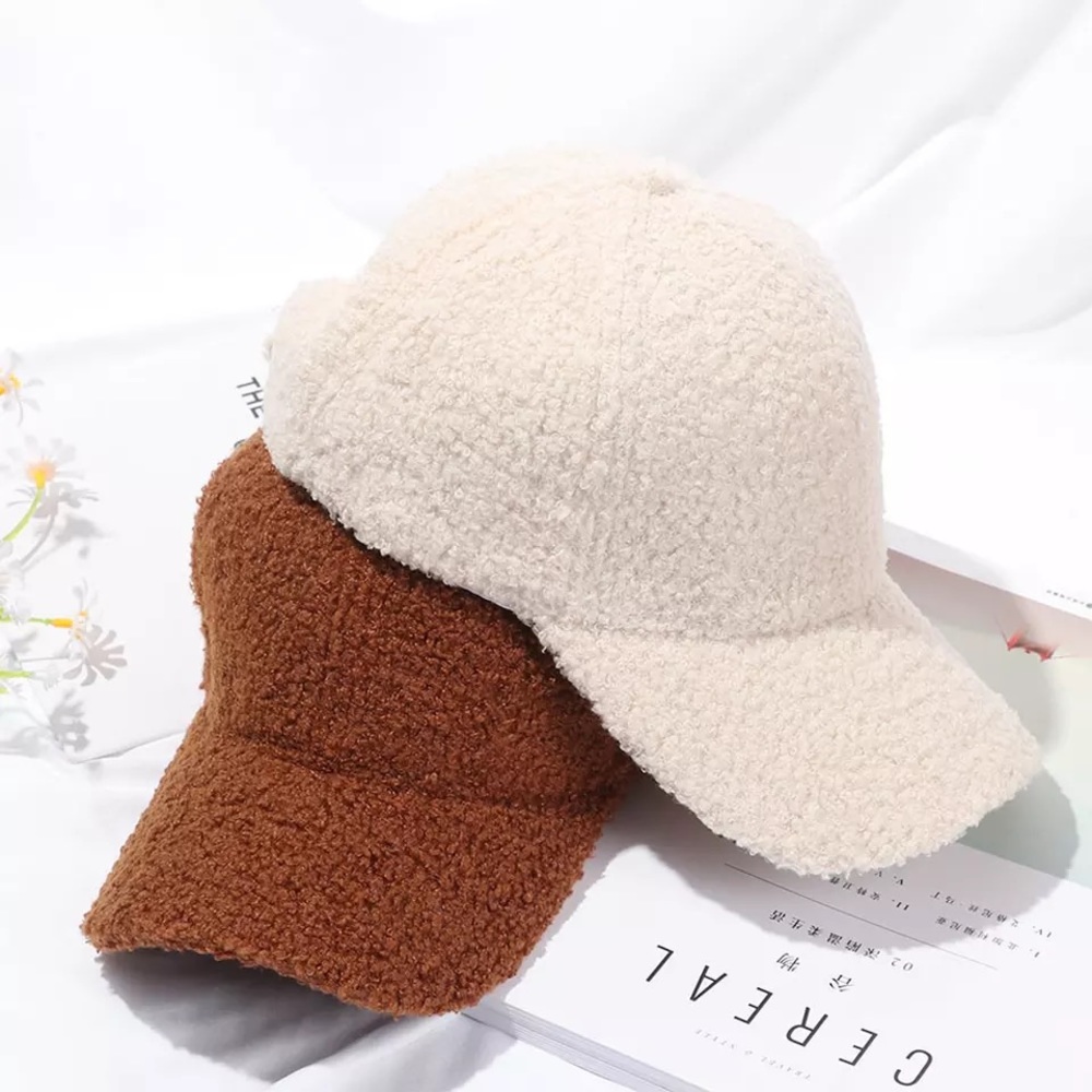 Fuzzy Cap (Cream)
